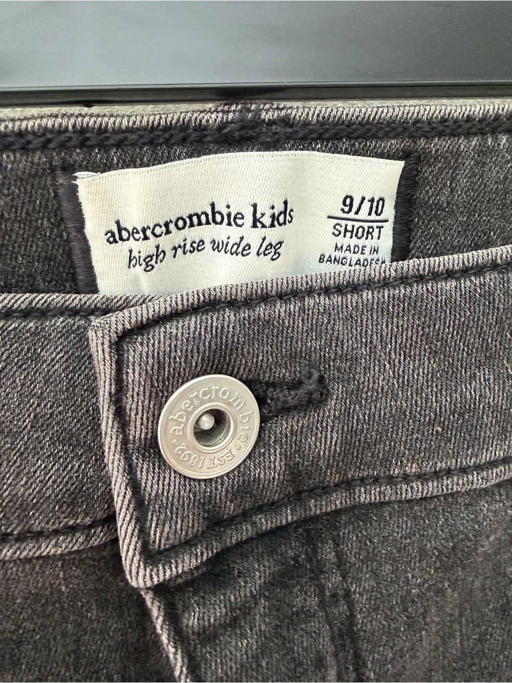abercrombie kids Black Cargo-Style Jeans - Picture 3 of 3